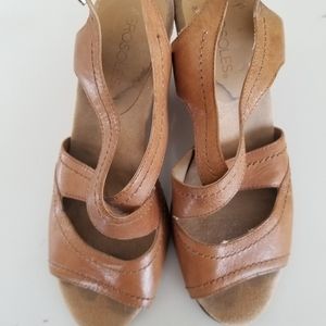 Areosole wedge sandals tan size 8
